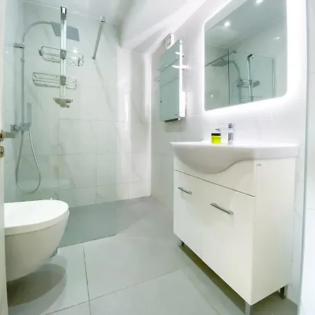 Phaedrus Living: Plateia Brillante * Λευκωσία