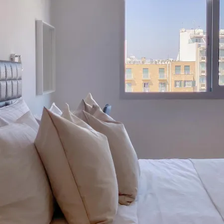 Phaedrus Living: Plateia Brillante * Nicosia